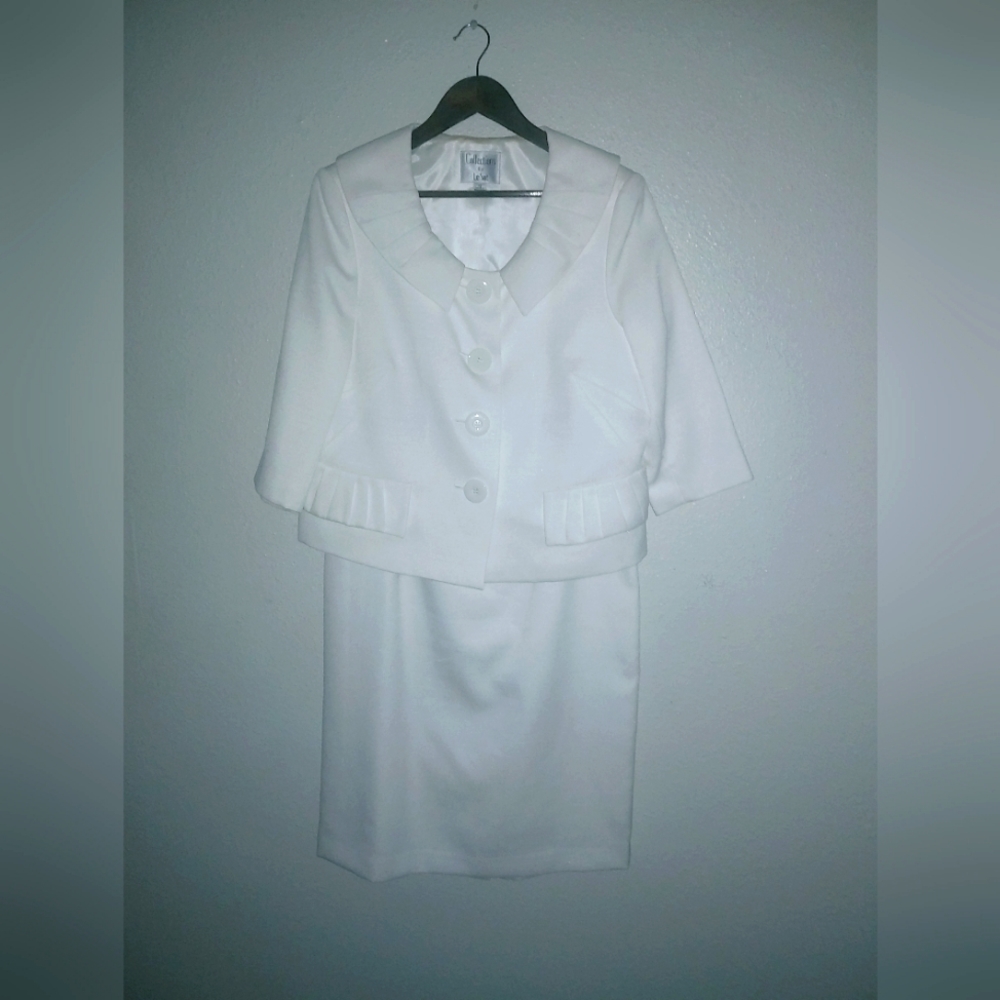 LeSuit Collections 12 Skirt Suit Set in White